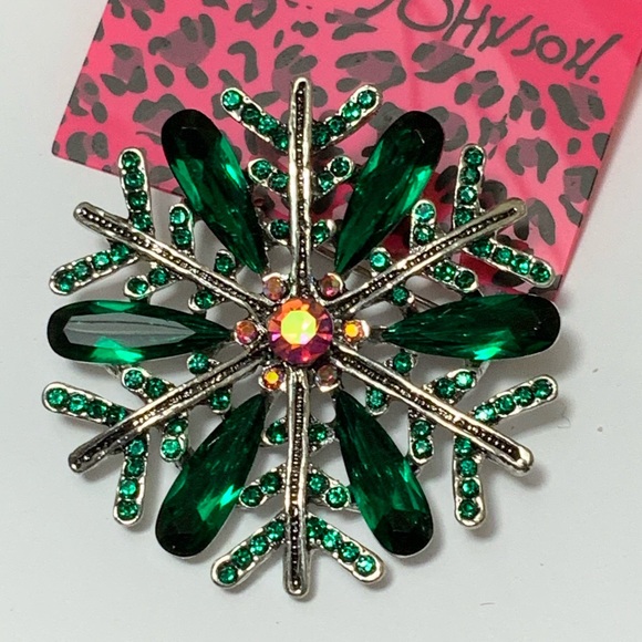 Betsey Johnson Jewelry - Betsey Johnson Brooch Pin Rhinestone #E052